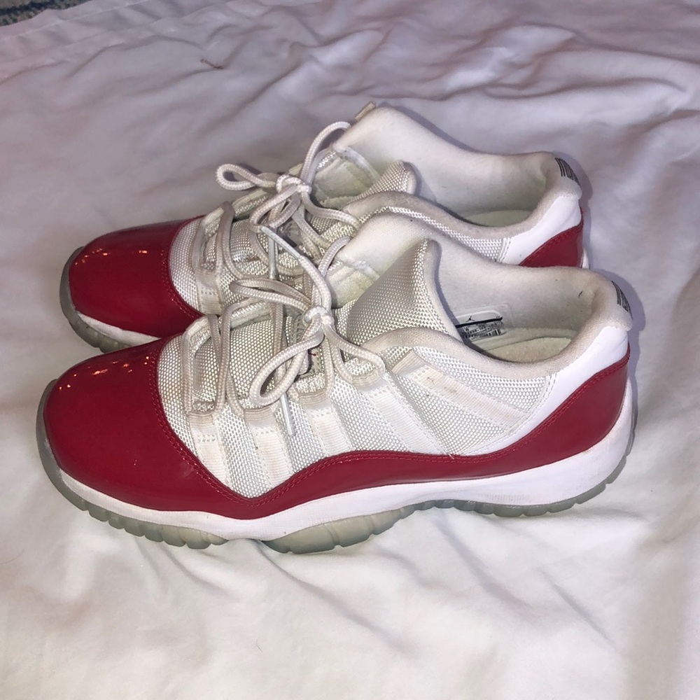 Jordan 11s Cherrys